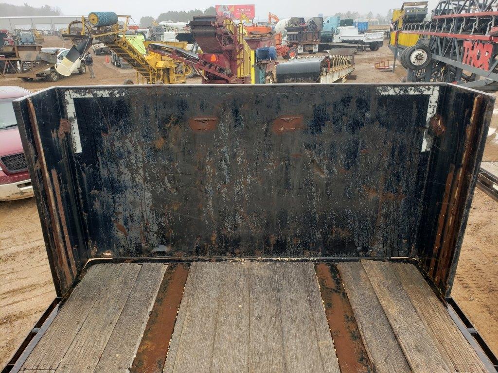 1986 Utility 45' Flatbed Trailer