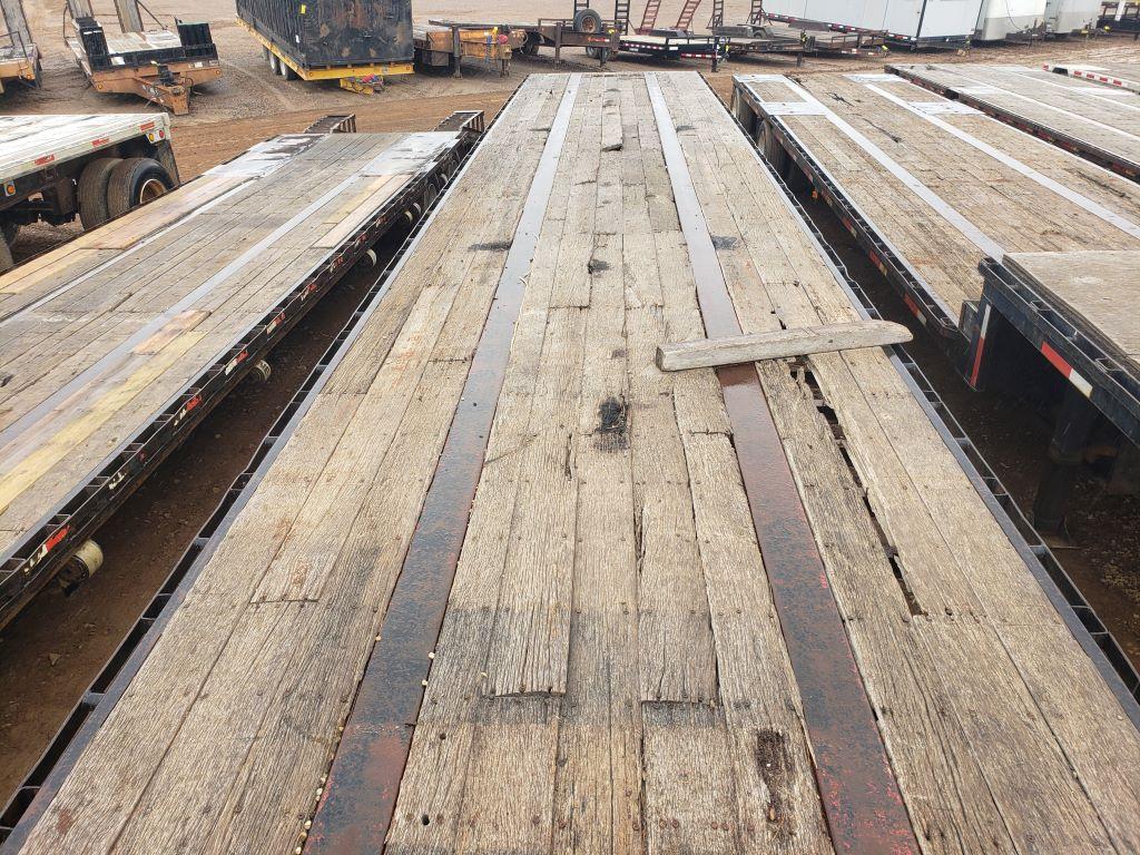1986 Utility 45' Flatbed Trailer