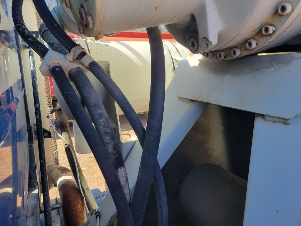 2001 Mack Rb688s Mixer Truck