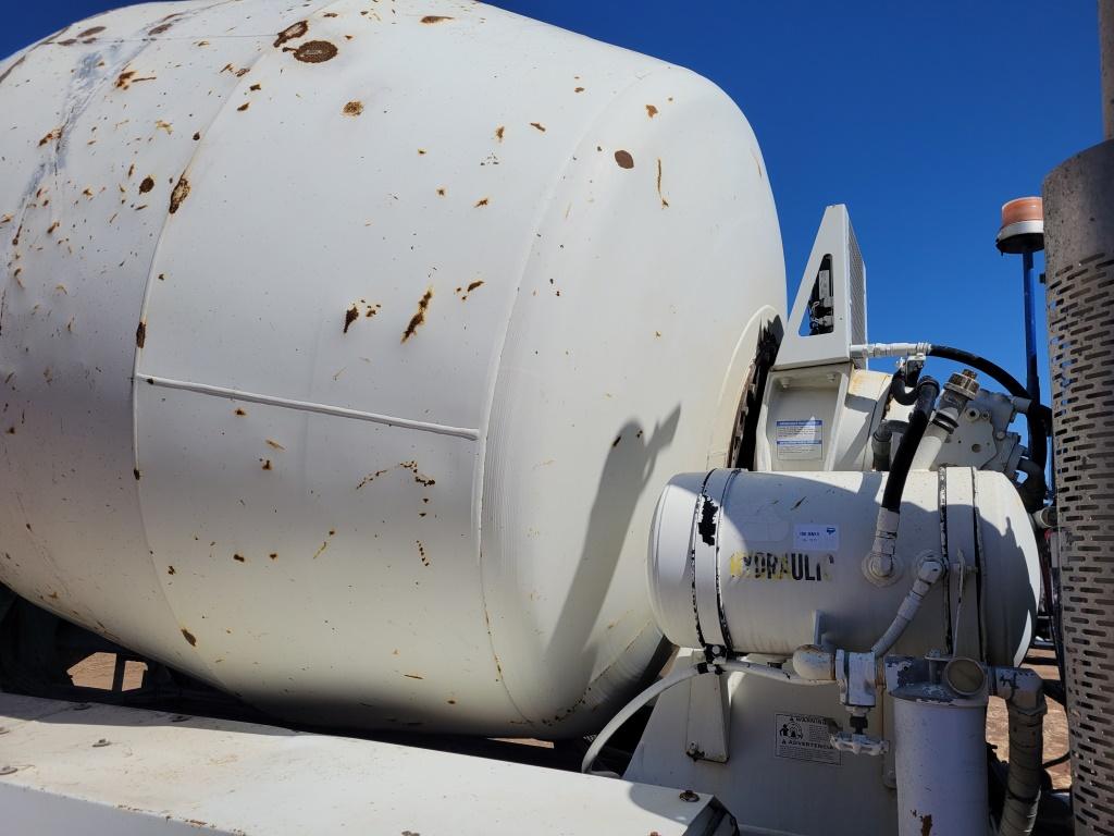 2001 Mack Rb688s Mixer Truck