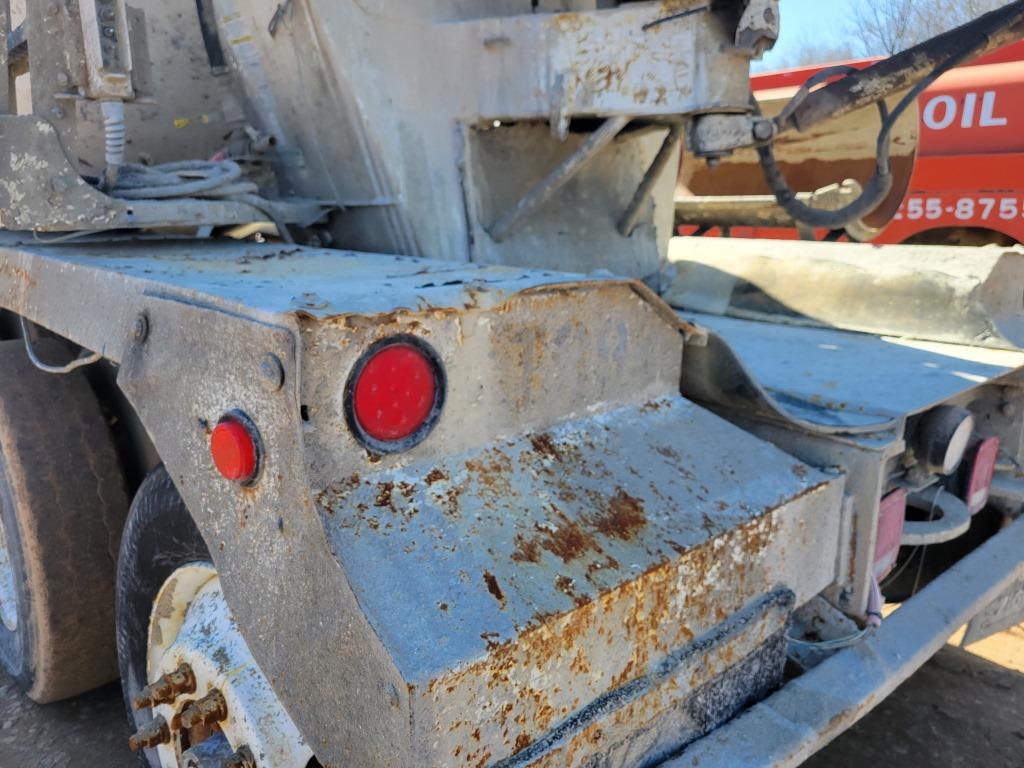 2001 Mack Rb688s Mixer Truck