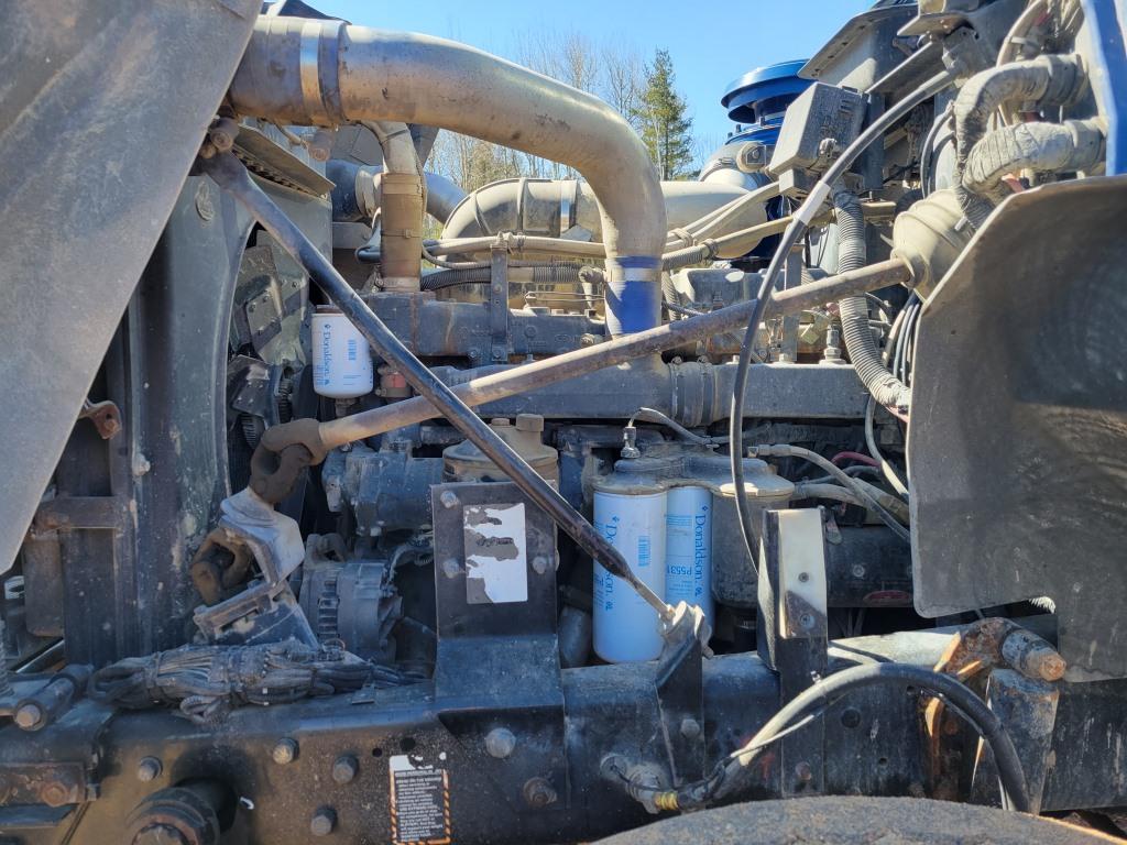 2001 Mack Rb688s Mixer Truck