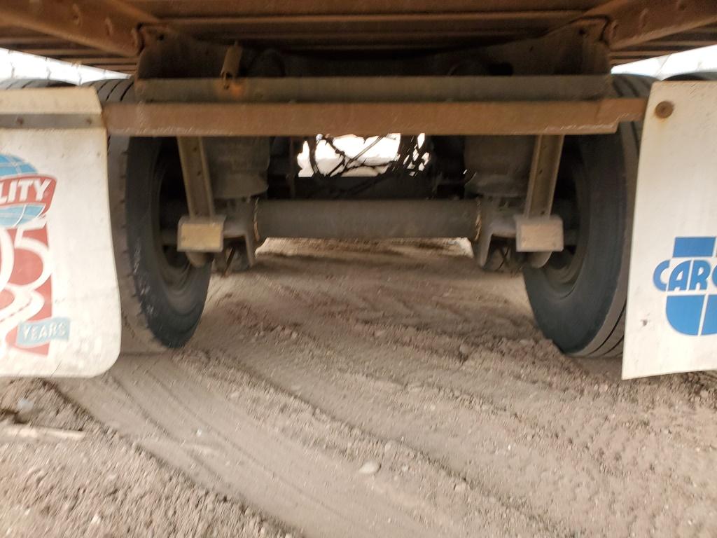2010 Utility 4000 D-x Semi Trailer