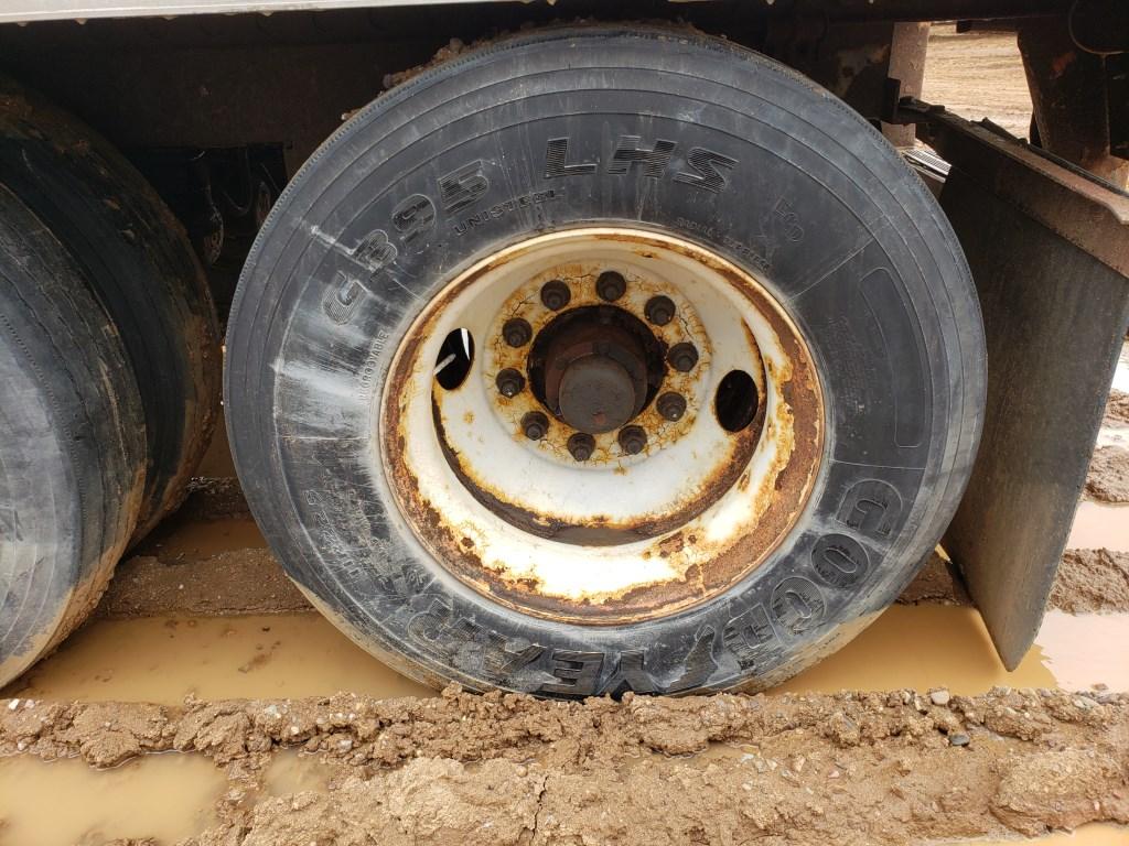 1998 Trailmobile Semi Trailer