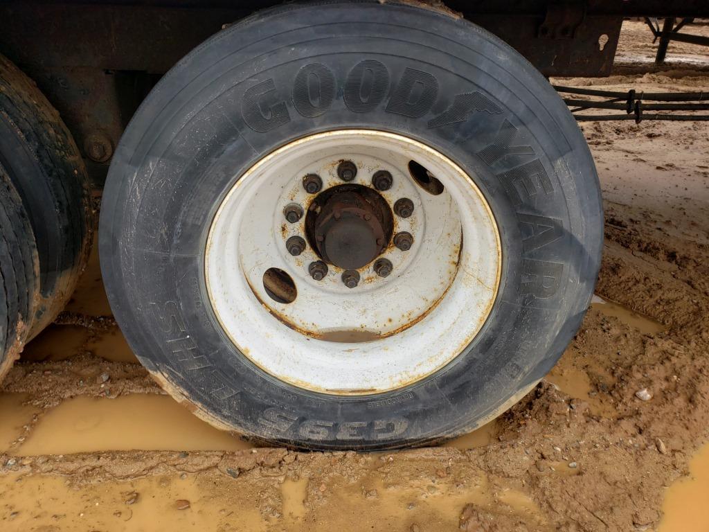 1998 Trailmobile Semi Trailer