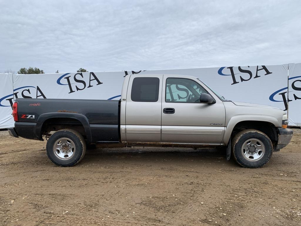 2000 Chevrolet Silverado 2500 Pickup Truck