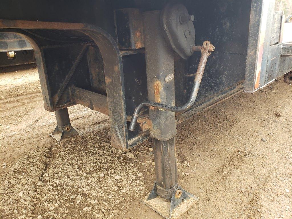 1999 Fontaine 48' Step Deck Trailer