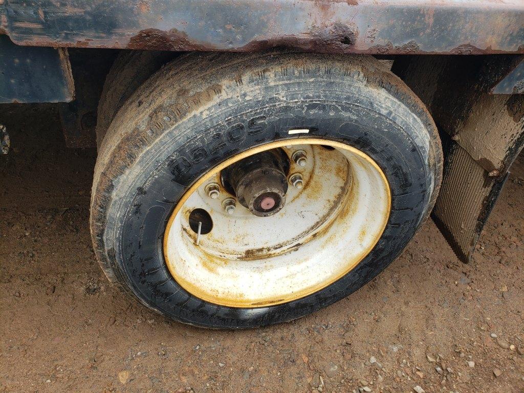 1999 Fontaine 48' Step Deck Trailer