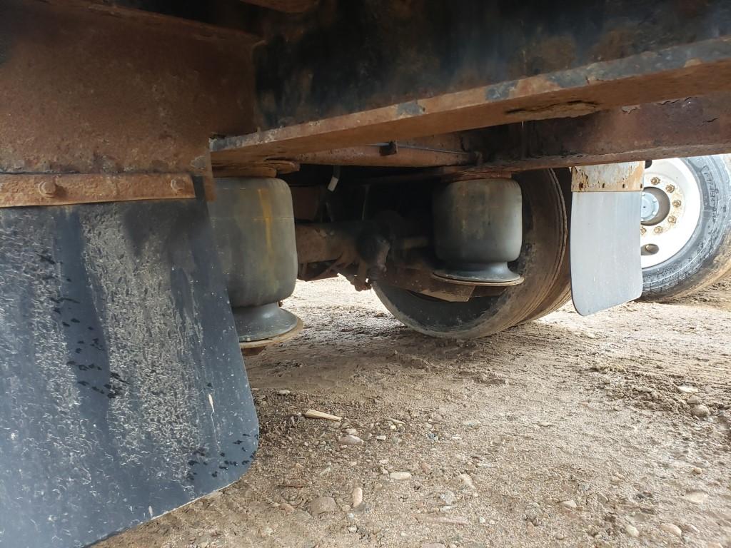 1999 Fontaine 48' Step Deck Trailer
