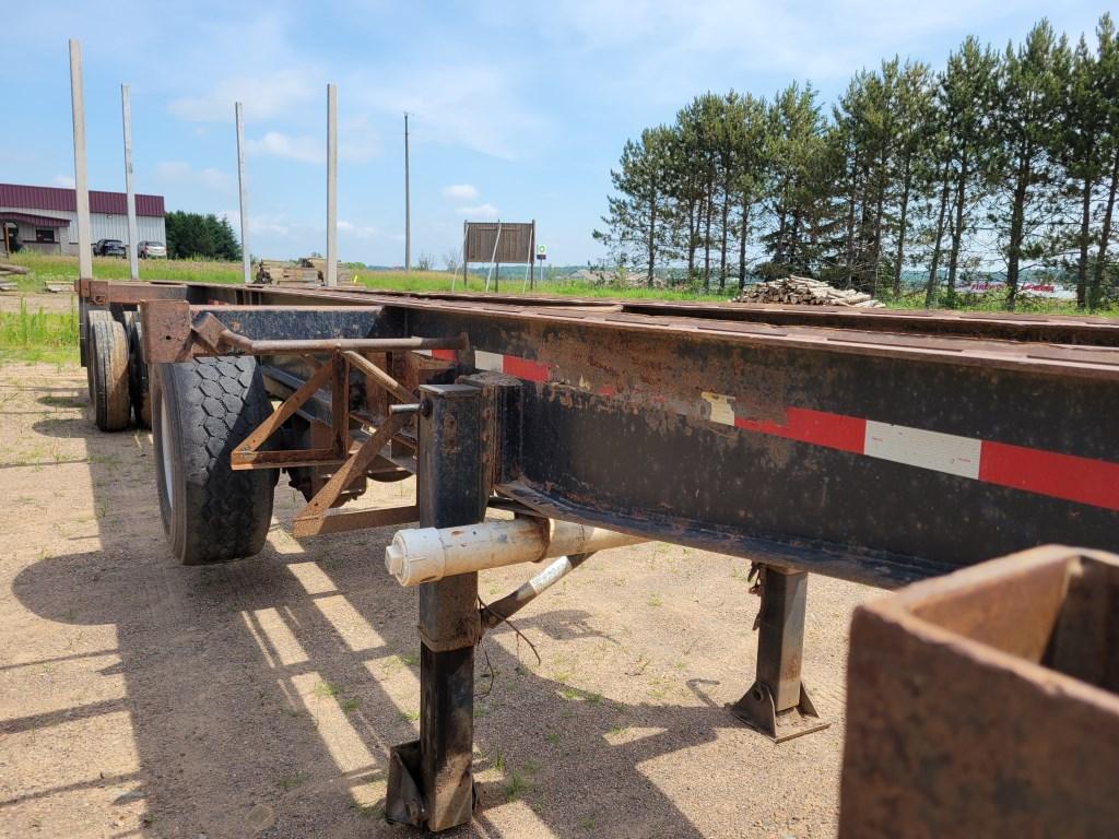 1995 Utility Trailer Mfg. Co. Log Trailer