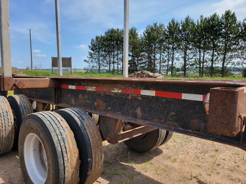 1995 Utility Trailer Mfg. Co. Log Trailer