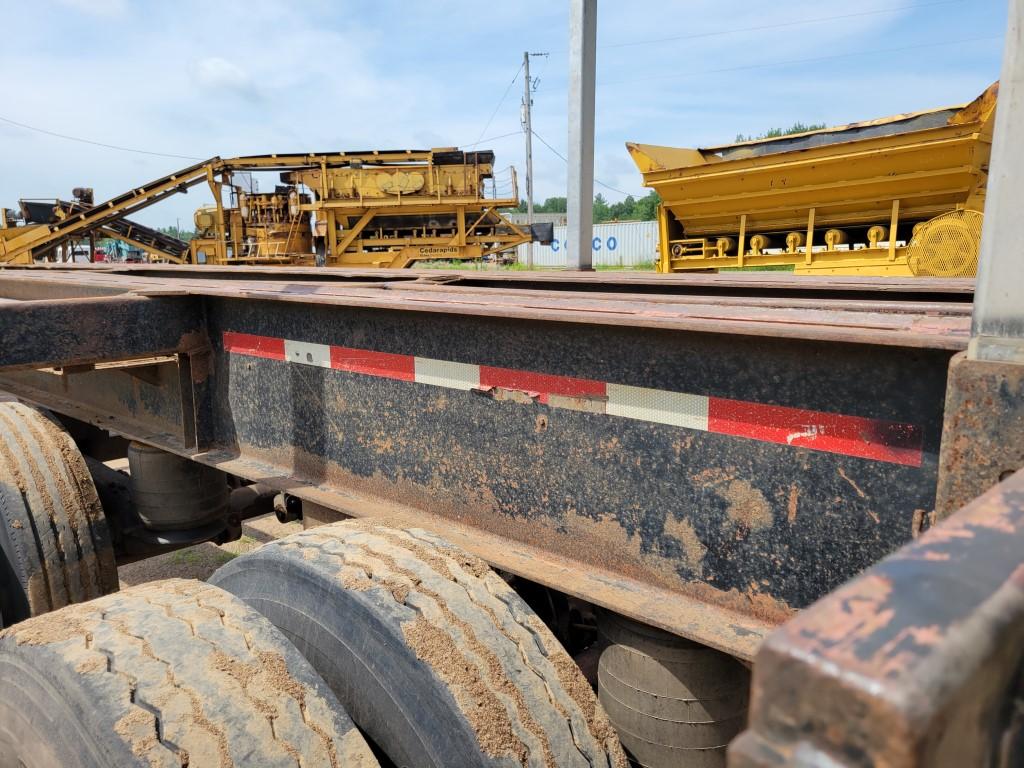 1995 Utility Trailer Mfg. Co. Log Trailer