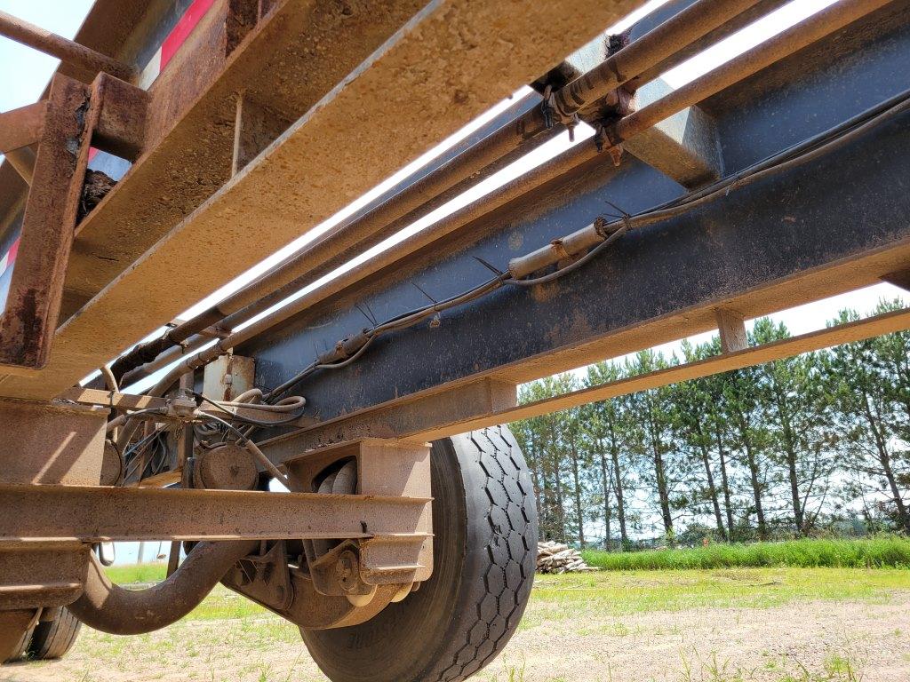 1995 Utility Trailer Mfg. Co. Log Trailer