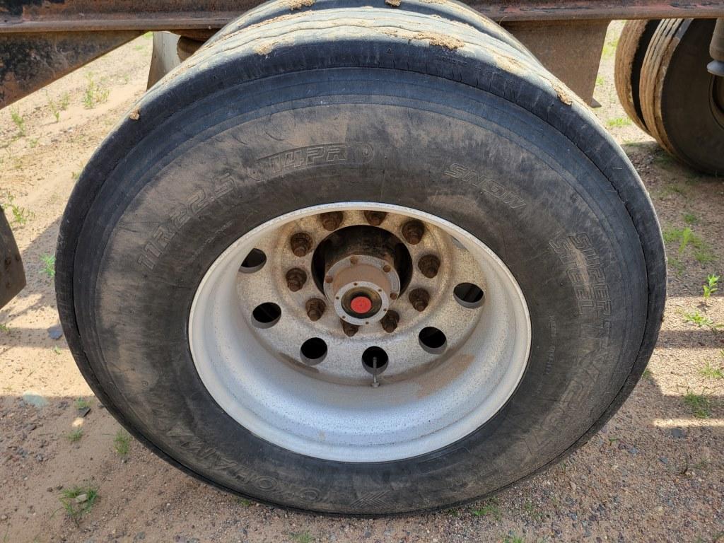 1995 Utility Trailer Mfg. Co. Log Trailer
