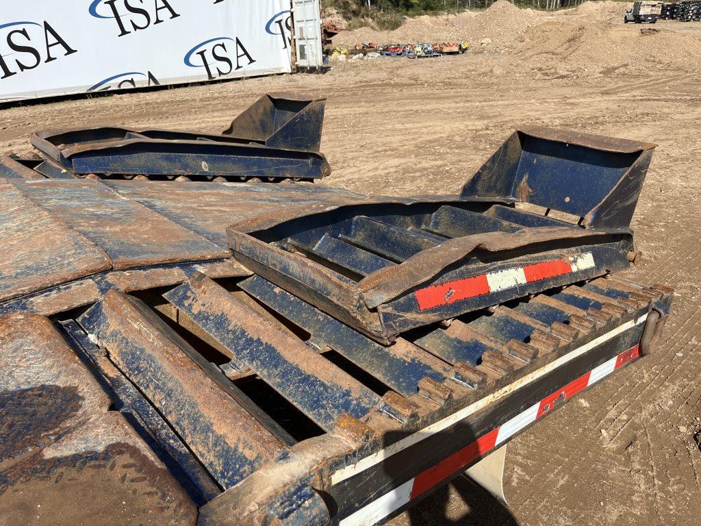 1993 Interstate 25-ton Tri-axle