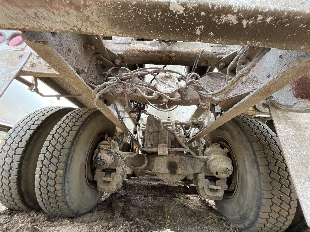 1999 Mack Rd690s Mixer Truck