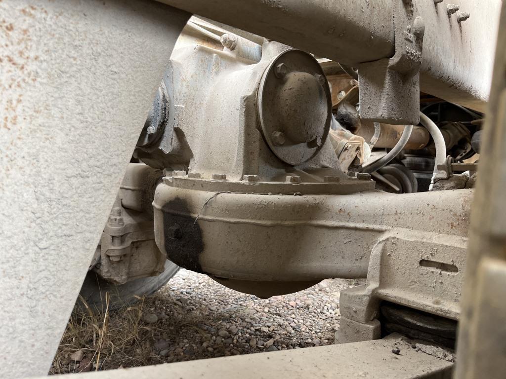 1999 Mack Rd690s Mixer Truck