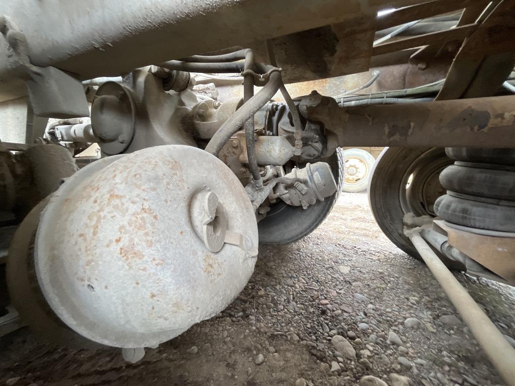 1999 Mack Rd690s Mixer Truck
