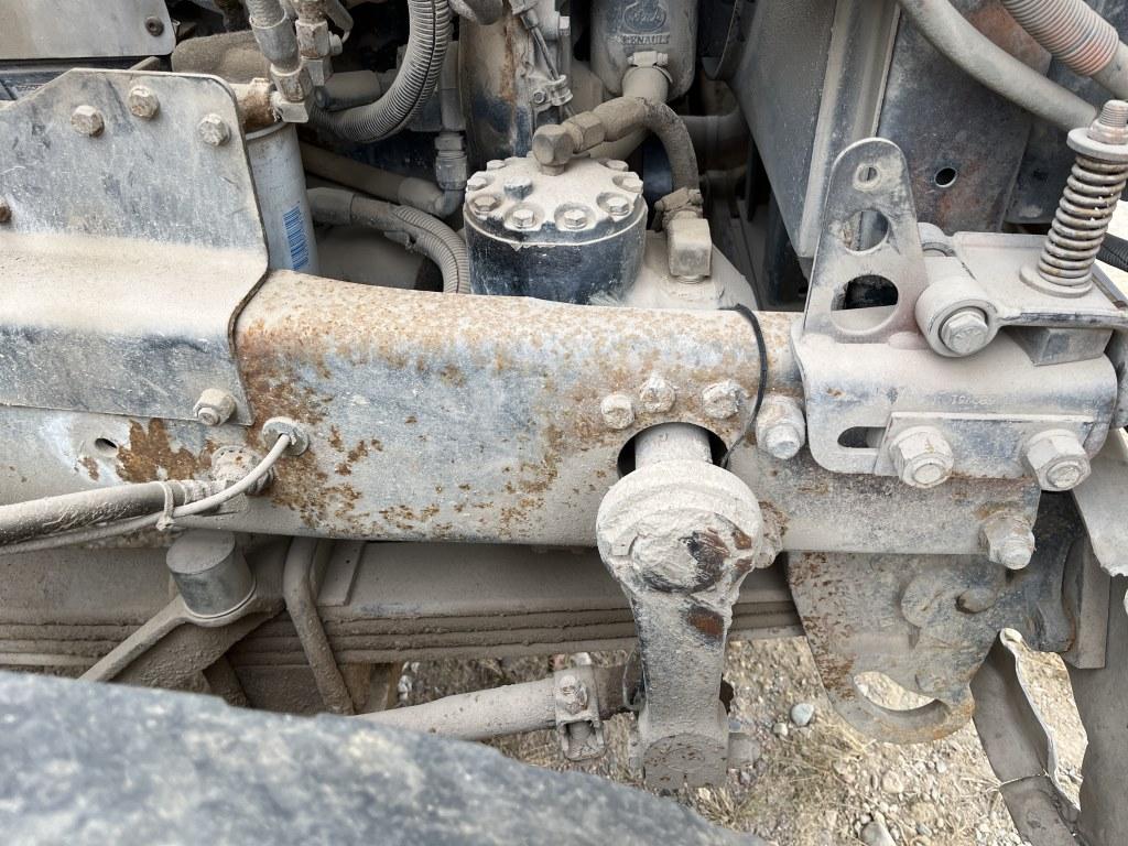 1999 Mack Rd690s Mixer Truck