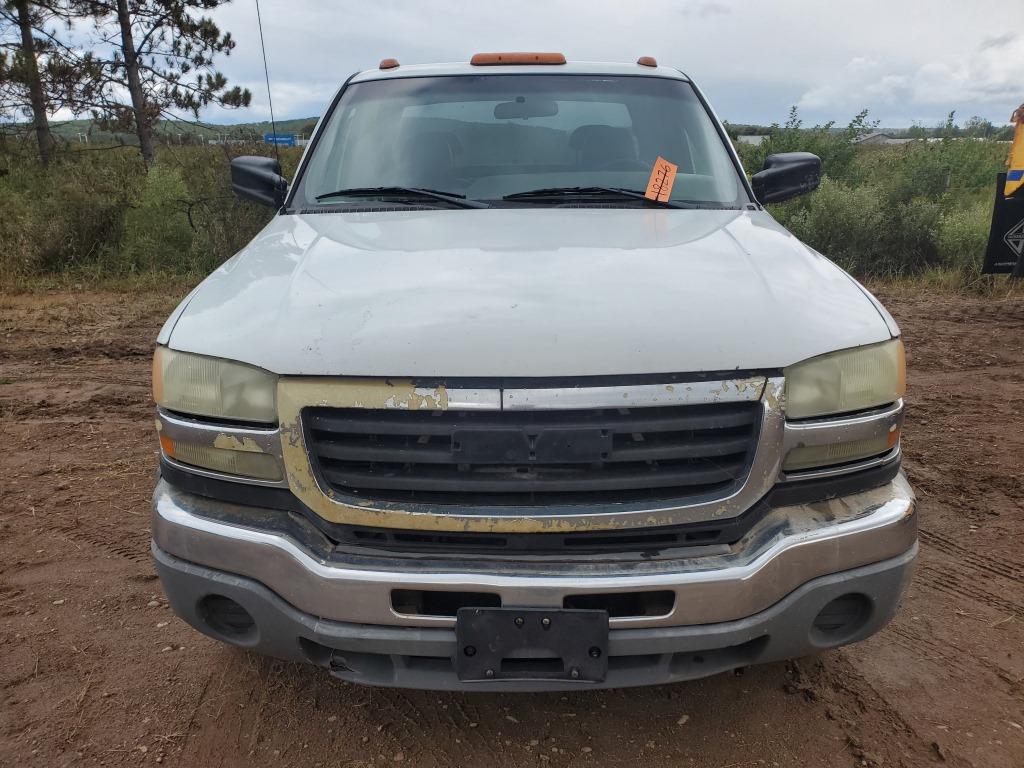 2005 Gmc Sierra 3500hd Pickup Truck