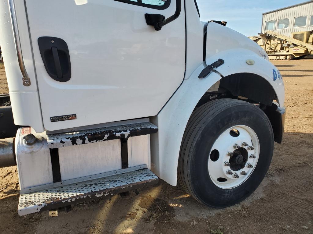 2007 Freightliner M2 Cab Chassis