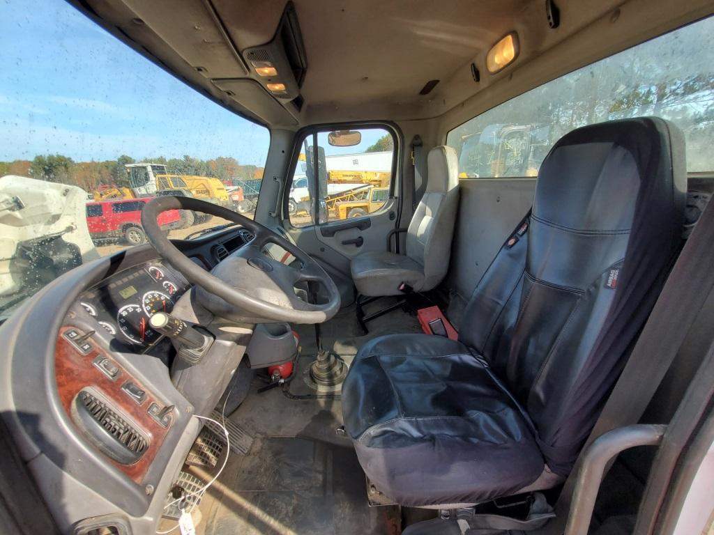 2007 Freightliner M2 Cab Chassis