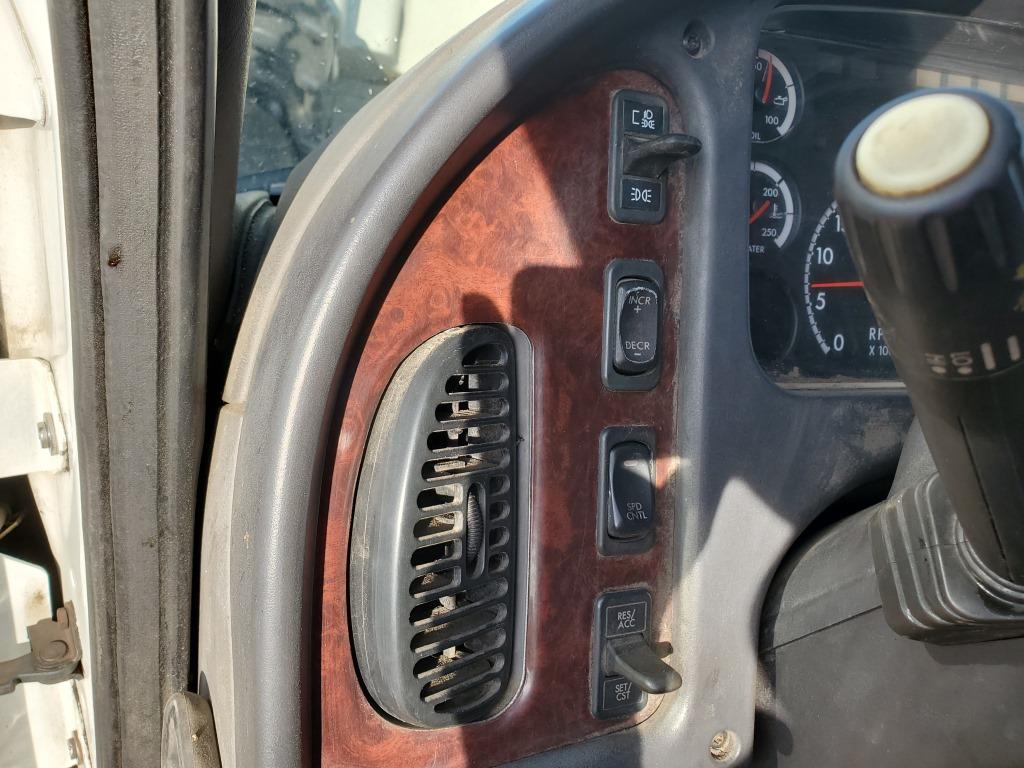 2007 Freightliner M2 Cab Chassis