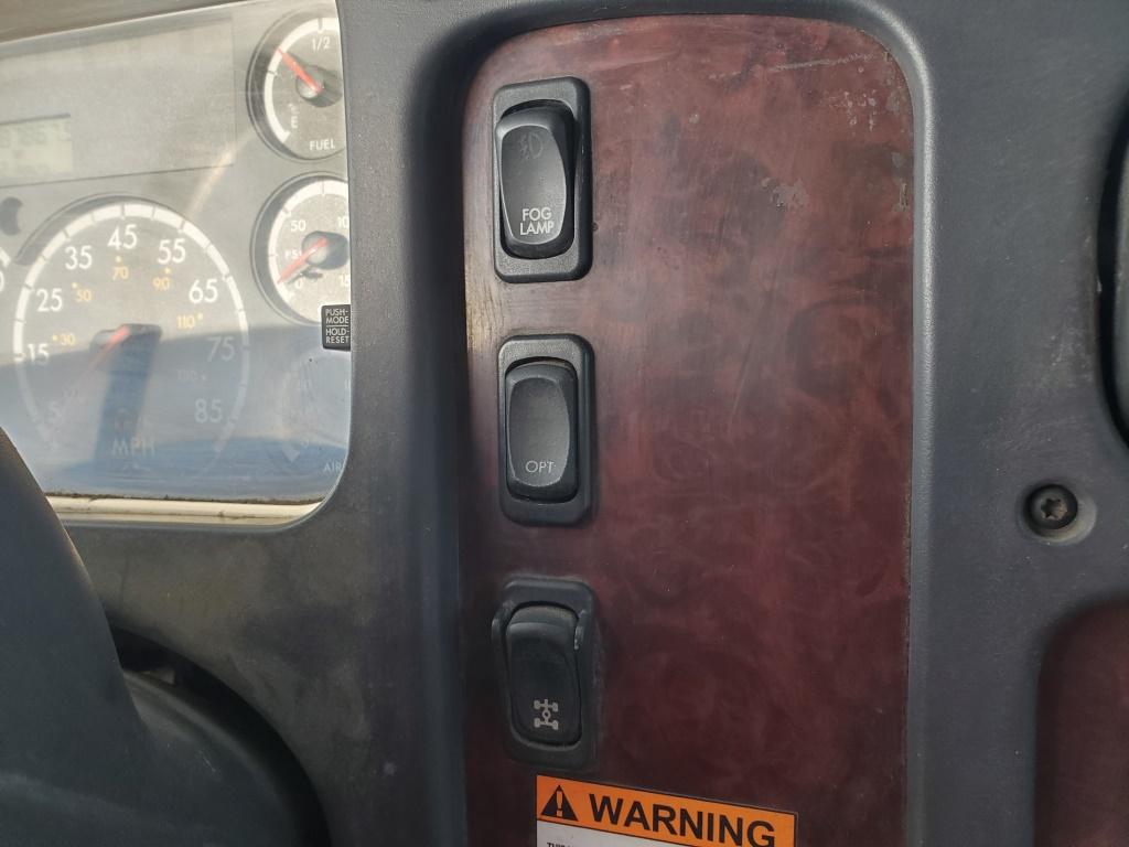 2007 Freightliner M2 Cab Chassis