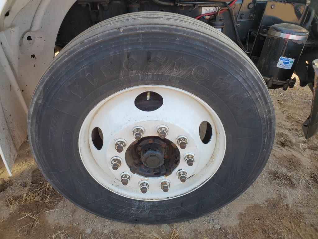 2007 Freightliner M2 Cab Chassis