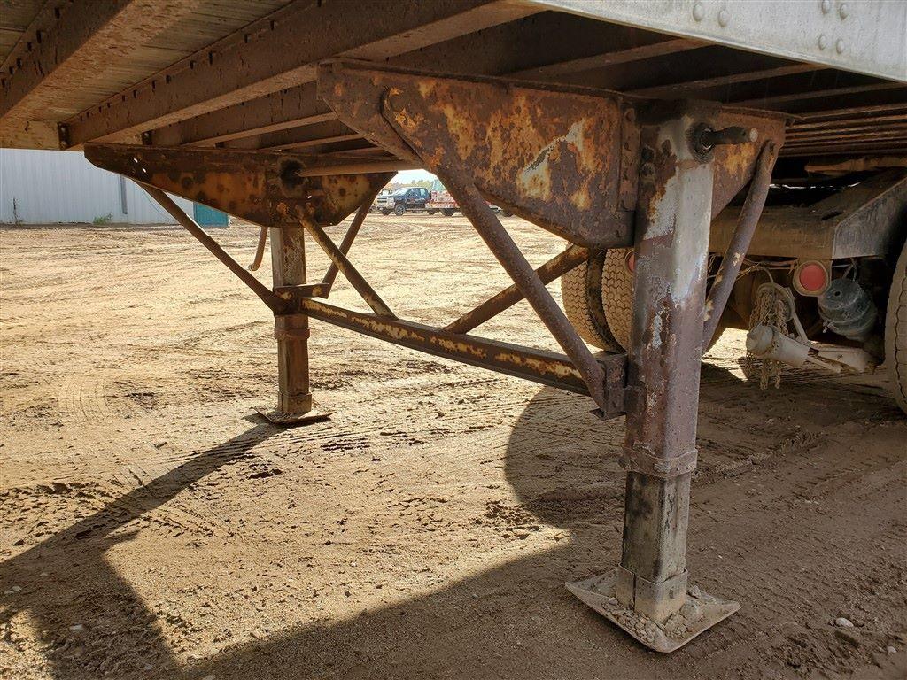 1998 Trailmobile Semi Trailer