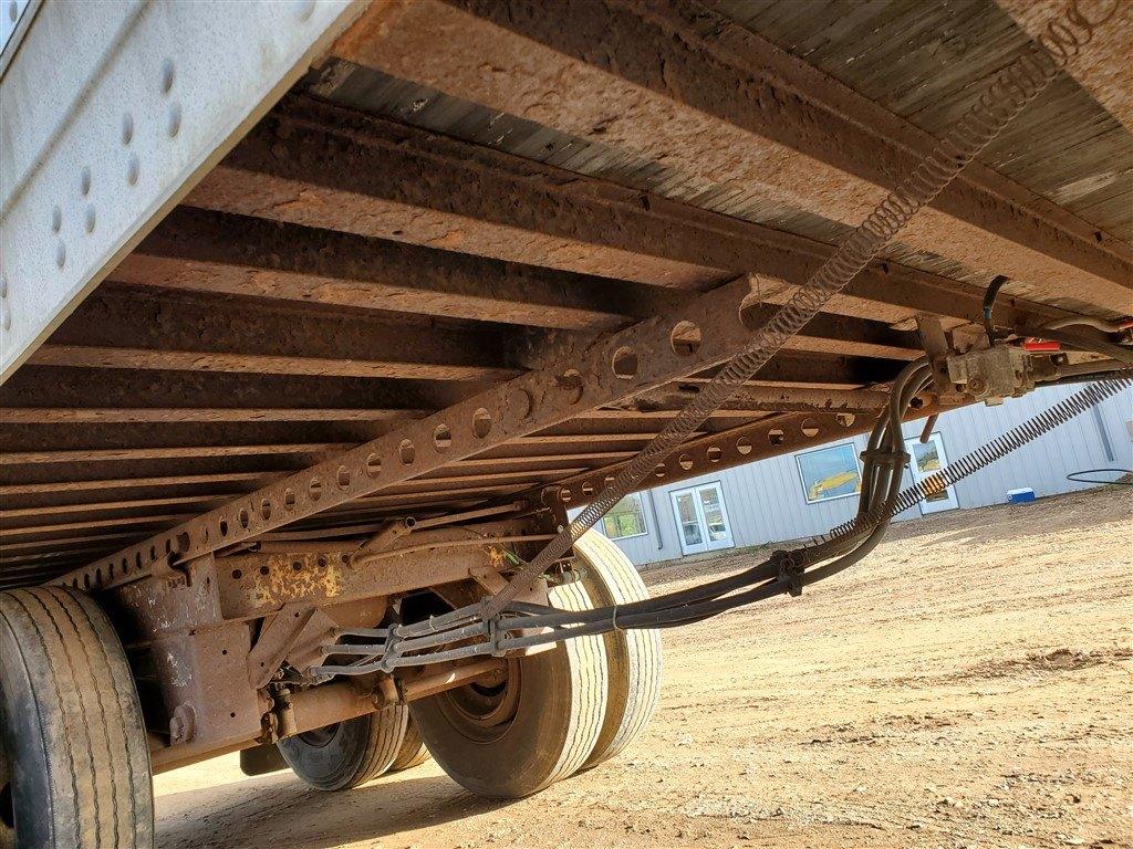 1998 Trailmobile Semi Trailer