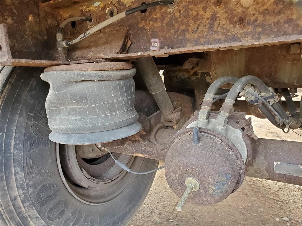 1998 Trailmobile Semi Trailer