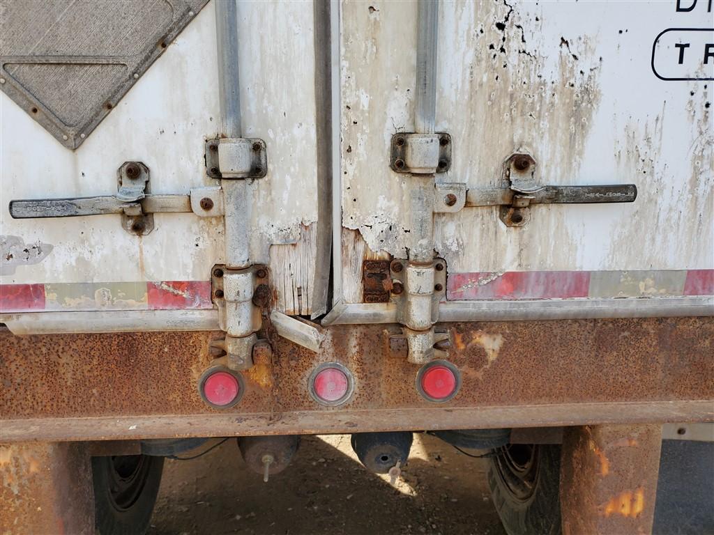 1998 Trailmobile Semi Trailer