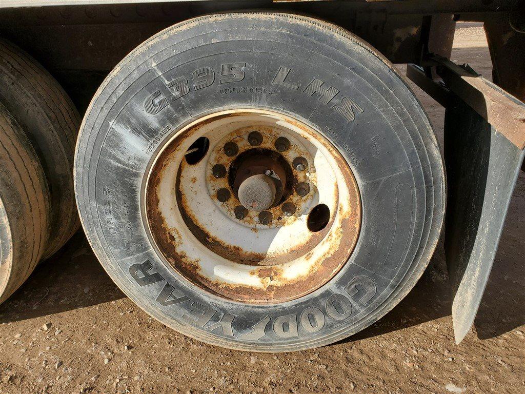 1998 Trailmobile Semi Trailer
