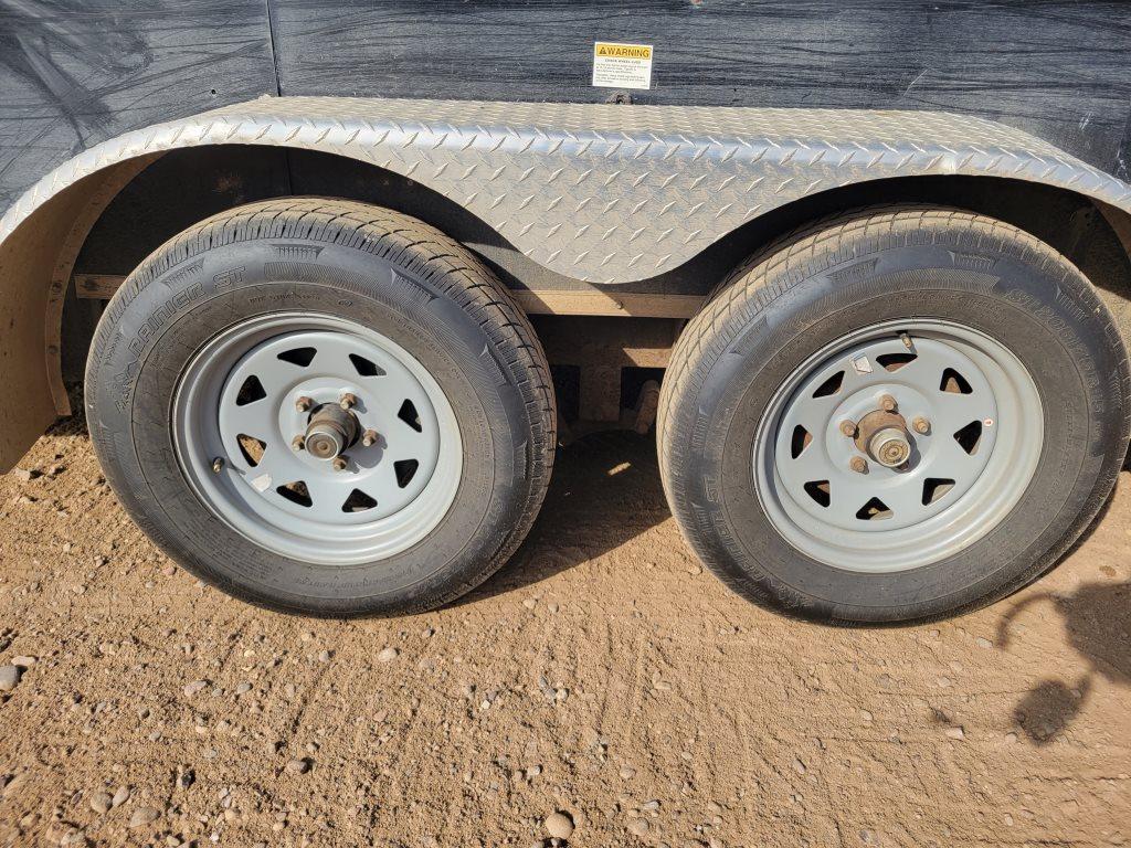2014 Rc 19' Enclosed Trailer