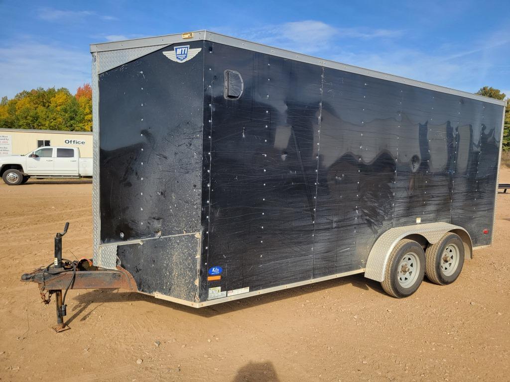 2014 Rc 19' Enclosed Trailer