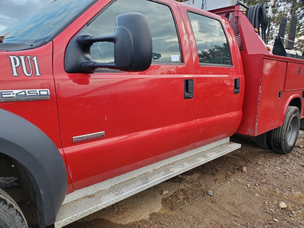 2005 Ford F450 Service Body