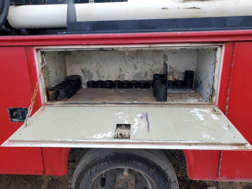 2005 Ford F450 Service Body