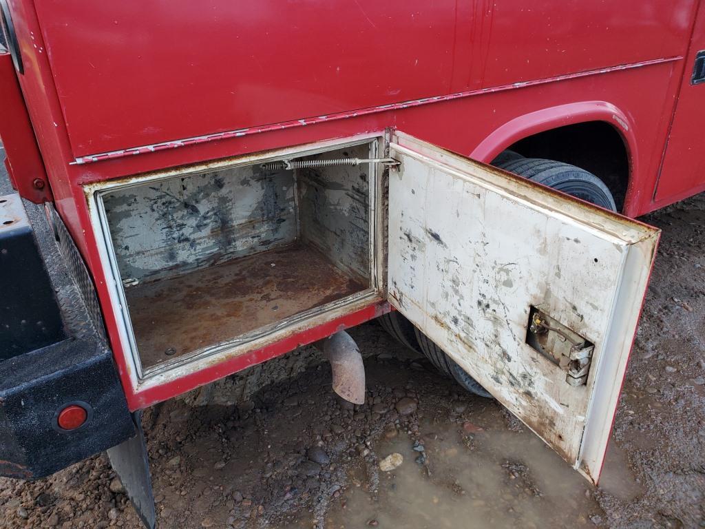 2005 Ford F450 Service Body