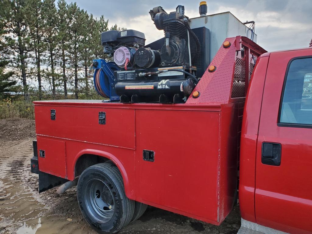 2005 Ford F450 Service Body
