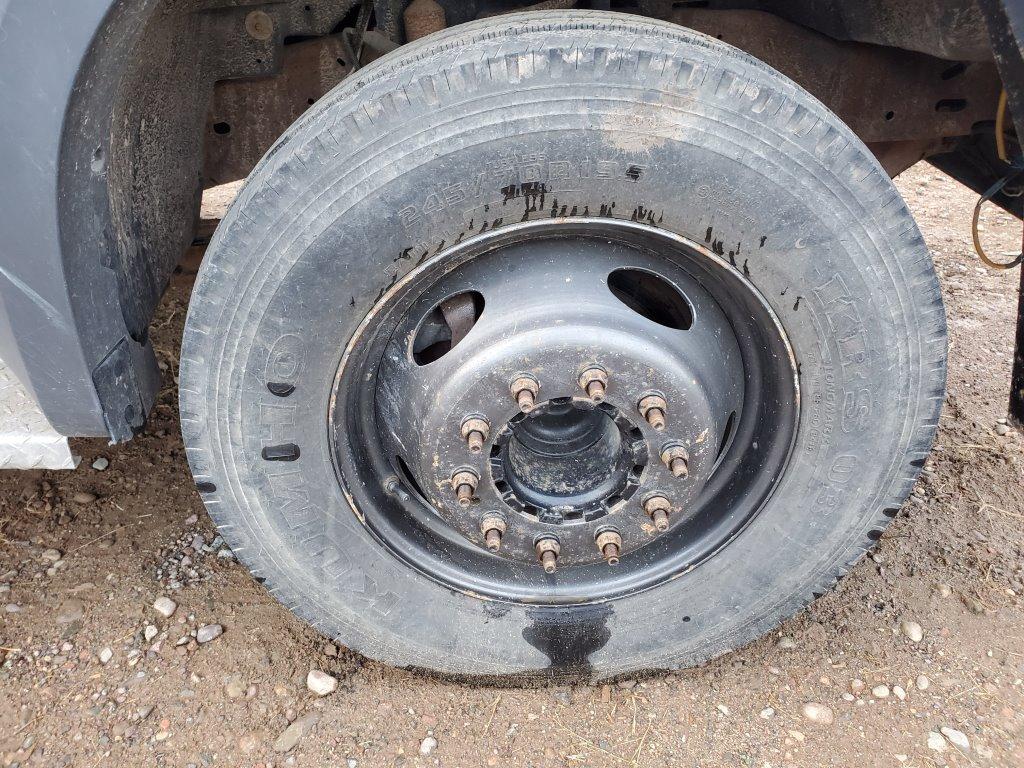 2005 Ford F450 Service Body