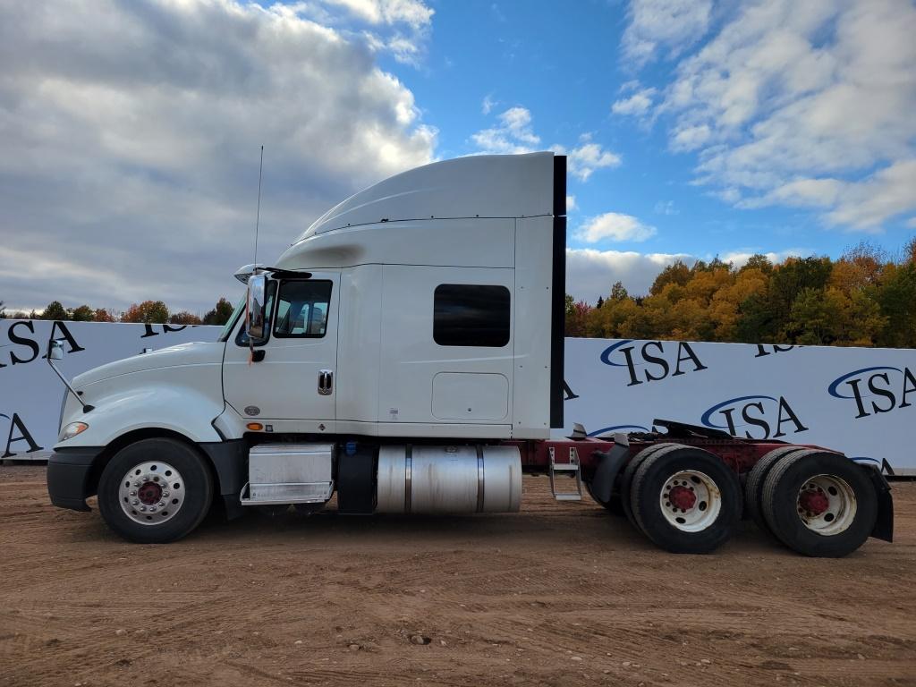 2015 International Prostar Tractor