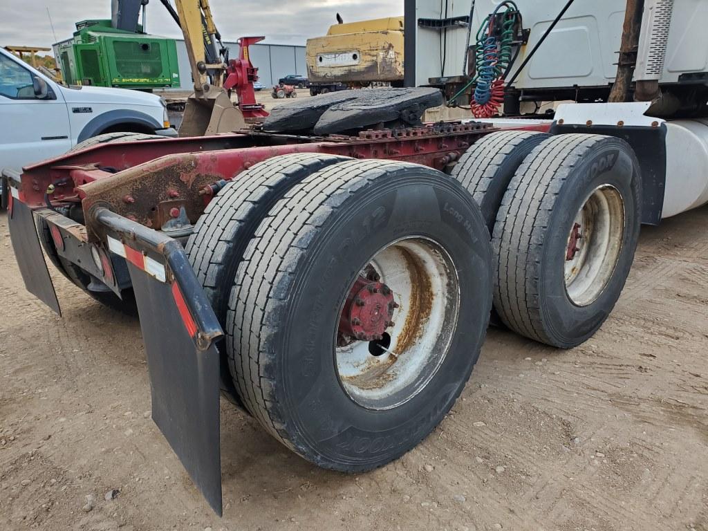 2015 International Prostar Tractor