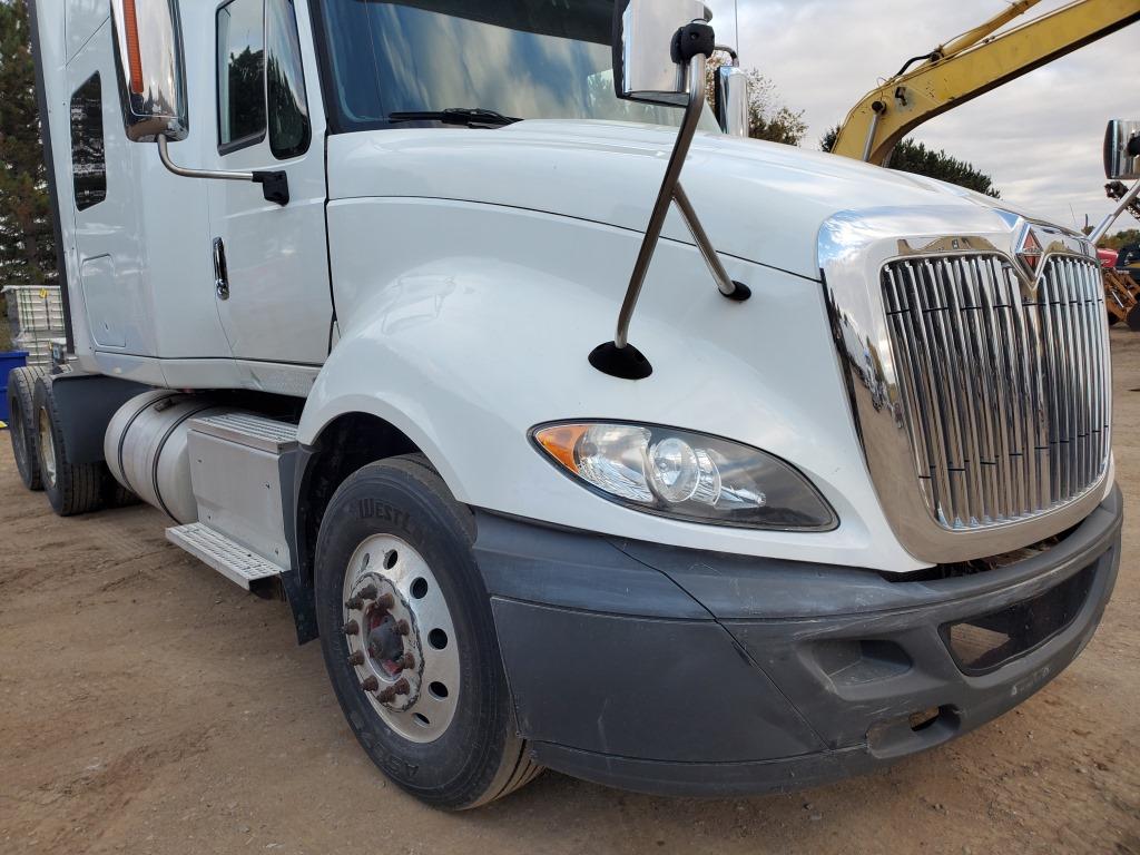 2015 International Prostar Tractor