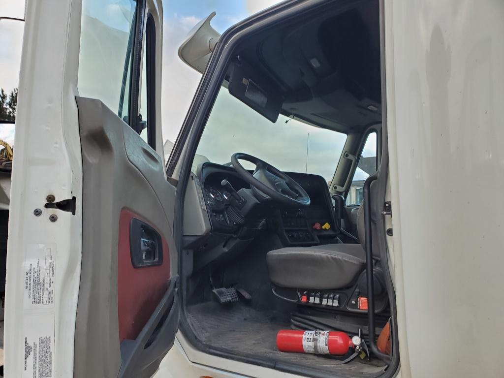 2015 International Prostar Tractor