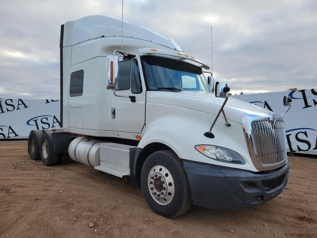 2015 International Prostar Tractor