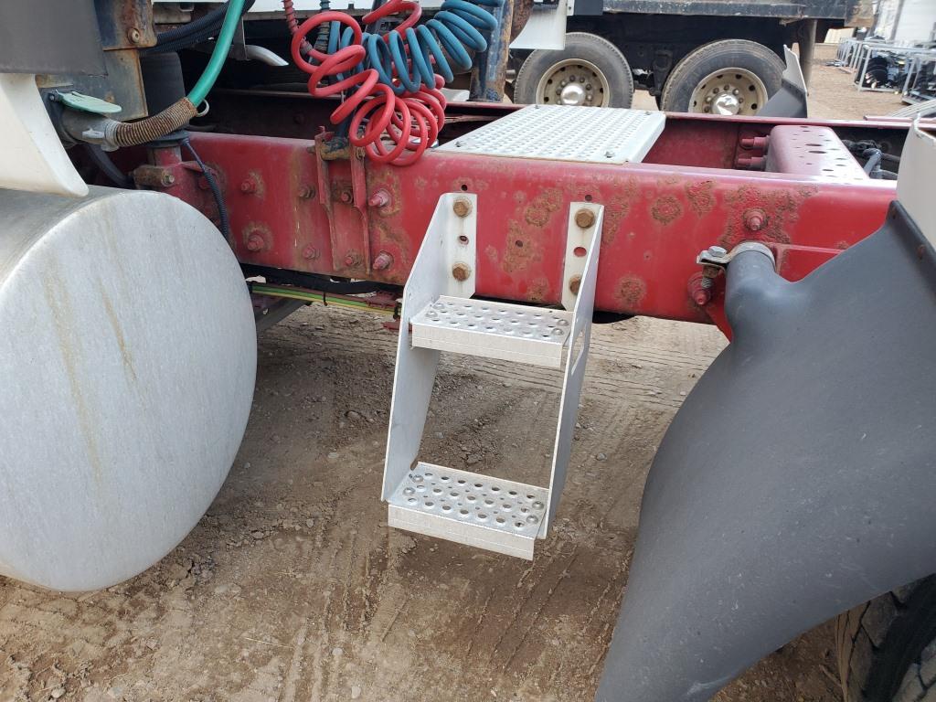 2015 International Prostar Tractor