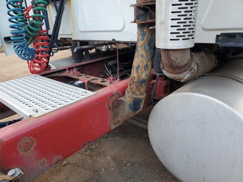 2015 International Prostar Tractor