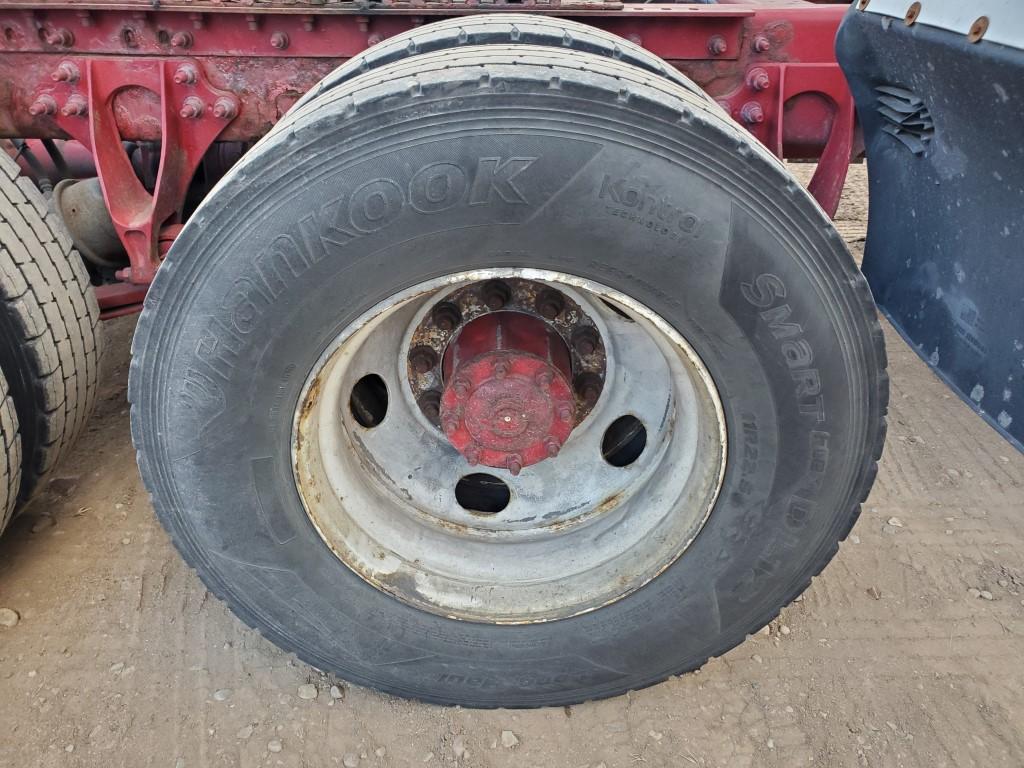 2015 International Prostar Tractor