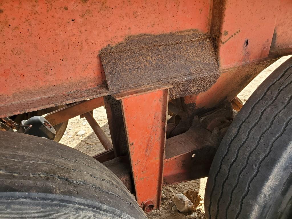 1979 Easton 30' Full Frame Dump Trailer